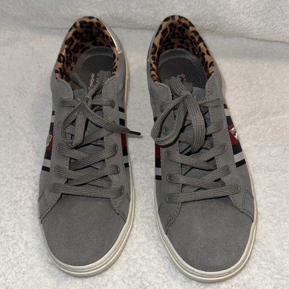 Skechers grey memory foam street sneakers with stripes & leopard lining. - Picture 2 of 7